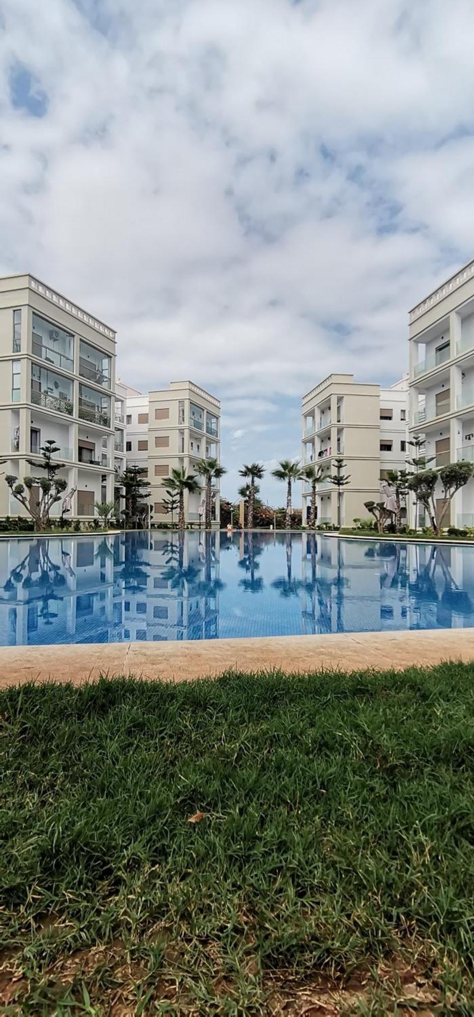 Grand Appartement Vue Golf A 2 Min De La Plage Bouznika Exterior photo